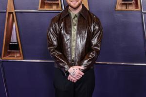 Bang Showbiz / Alex Warren lost both of his parents at an early age