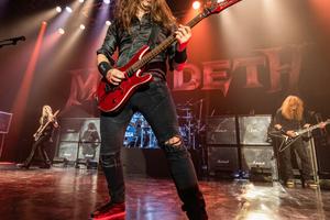 Bang Showbiz / Megadeth have seemingly covered Metallica's Ride The Lightning on their final album