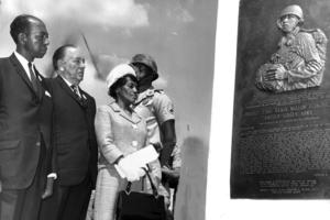 Mayor Daley is flanked by Mr. and Mrs. Milton Lee Olive Jr., parents of the medal of honor winner, at ceremonies on June 19, 1966, unveiling the monument to the memory of Private First Class Milton Lee Olive in a park now known as Olive Park. The monument is sculpted in bronze. Editors note: this historic print has some pencil markings on it. (William Vendetta/Chicago Tribune/TNS)