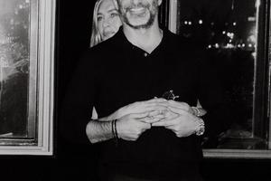 Bang Showbiz / Jennifer Aniston and Jim Curtis are enjoying a' dream' romance.