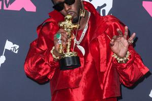 Bang Showbiz / Sean 'Diddy' Combs is said to be focusing on his sobriety in prison