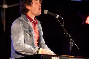 Bang Showbiz / Scouting for Girls frontman Roy Stride