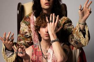 Bang Showbiz / Stanley Simmons will launch their duo on December 5 with their debut track Body Down.