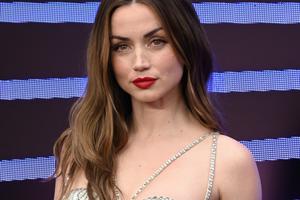 Bang Showbiz / Ana de Armas is in final talks to star in Reenactment.