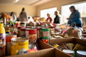 Volunteers. Dreamstiome/TCA