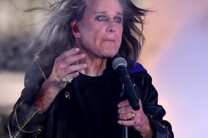 Bang Showbiz / Woman claiming to be Ozzy Osbourne's secret daughter sends toenail and blood to Sharon Osbourne