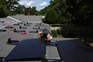 Hyosub Shin/The Atlanta Journal-Constitution/TNS