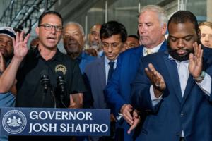 Tom Gralish/The Philadelphia Inquirer/TNS