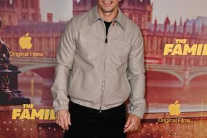 Bang Showbiz / Mark Wahlberg doesn't want to compare parenting to other families.