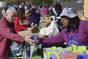 ERIC PAUL ZAMORA/Fresno Bee/TNS