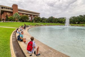 Ricardo Ramirez-Buxeda/Orlando Sentinel/TNS