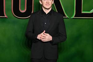 Bang Showbiz / Ethan Slater admits he fears being 'misunderstood'