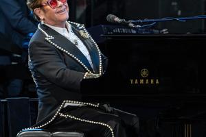 Bang Showbiz / Sir Elton John thinks his vocals are as good as they've ever been