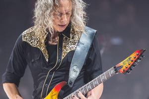 Bang Showbiz / Kirk Hammett's guitars have been auctioned