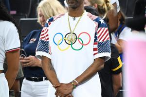 Bang Showbiz / Snoop Dogg will be Team USA's honorary coach at next year's Winter Olympics