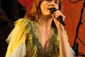 Bang Showbiz / Florence Welch was nervous about performing with Taylor Swift