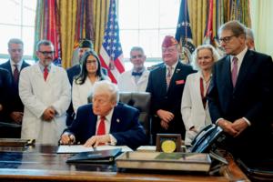 Anna Moneymaker/Getty Images North America/TNS