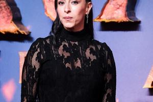 Bang Showbiz / Oona Chaplin is the granddaughter of Charlie Chaplin, and the daughter of Geraldine Chaplin and Patricio Castilla