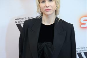 Bang Showbiz / Lucy Punch shares her time between Los Angeles and London