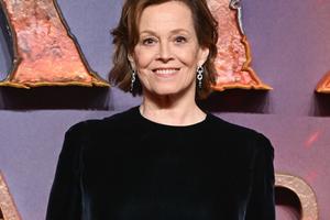 Bang Showbiz / Sigourney Weaver starred in Galaxy Quest in 1999