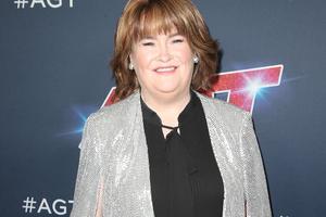 Bang Showbiz / Susan Boyle received a Marty Supreme jacket