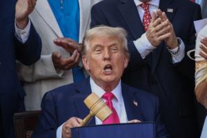 Samuel Corum/Getty Images North America/TNS