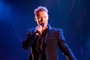 Bang Showbiz / Ronan Keating feels excited for the new year.