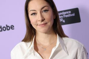 Bang Showbiz / Este Haim is married.