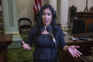 HECTOR AMEZCUA/The Sacramento Bee/TNS