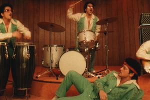 Bang Showbiz / Bruno Mars is back with the funky new tune I Just Might