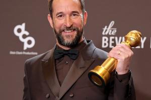 Bang Showbiz / Noah Wyle at the Golden Globe Awards