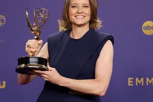 Bang Showbiz / Jodie Foster needs therapy after every movie project