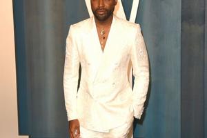 Bang Showbiz / Queer Eye stars react to Karamo Brown's claims of being 'mentally and emotionally abused'