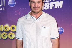 Bang Showbiz / Bart Johnson played Coach Jack Bolton in High School Musical.