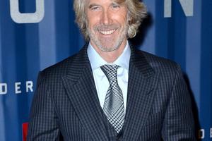 Bang Showbiz / Michael Bay signs with CAA