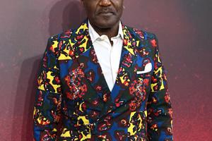 Bang Showbiz / Delroy Lindo no longer sees himself as a Brit.