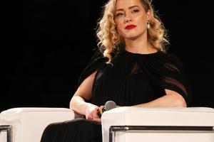 Bang Showbiz / Amber Heard no longer wants to speak out