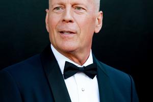 Bang Showbiz / Bruce Willis doesn't know he has dementia