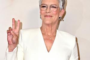 Bang Showbiz / Jamie Lee Curtis has marked 27 years of sobriety.