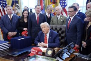 Yuri Gripas/CNP/ZUMA Press/TNS