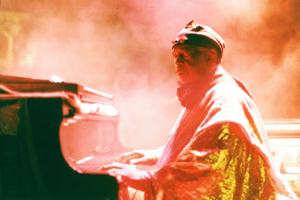 Hans Kumpf/Firelight Films/TNS