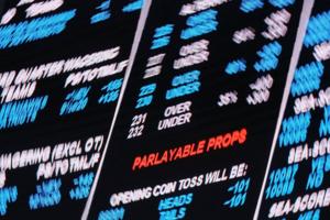 Liv Paggiarino/Las Vegas Review-Journal/TNS