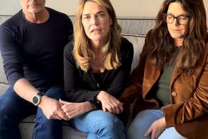 Bang Showbiz / Savannah Guthrie with her siblings Cameron and Annie / © Instagram