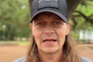 Bang Showbiz / 3 Doors Down frontman Brad Arnold has died