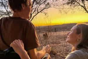 Bang Showbiz / Stacy Keibler remembers friend James Van Der Beek