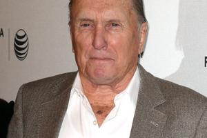 Bang Showbiz / Viola Davis has heaped praise on Robert Duvall.