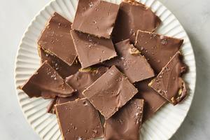 This treat has a nice salty-sweet balance. (Alex Lepe/TCA)