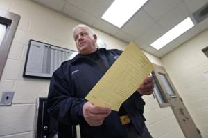 Kenneth K. Lam/Baltimore Sun/TNS