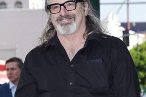 Bang Showbiz / Robert Carradine took his own life.