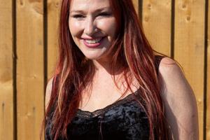 Bang Showbiz / Tiffany opens up on I Think We're Alone Now revival